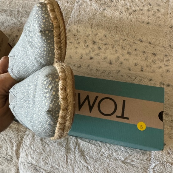 SOLD. Toms Alpargata rope, sky blue, sunspots, cross weave, women’s size 10 - Picture 4 of 6